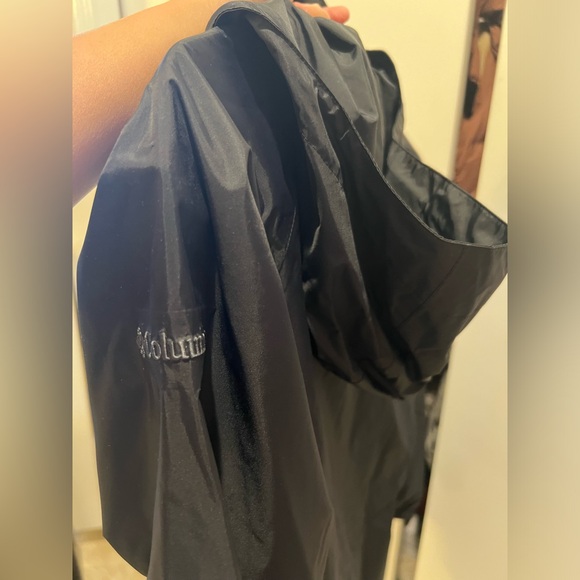 Columbia Omni-Tech Waterproof Windbreaker Jacket - Picture 4 of 6